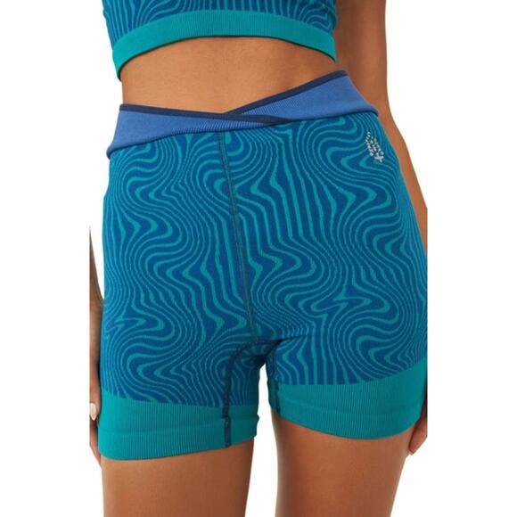 FP Movement Free Throw Jacquard Shorts Size S - Picture 2 of 7